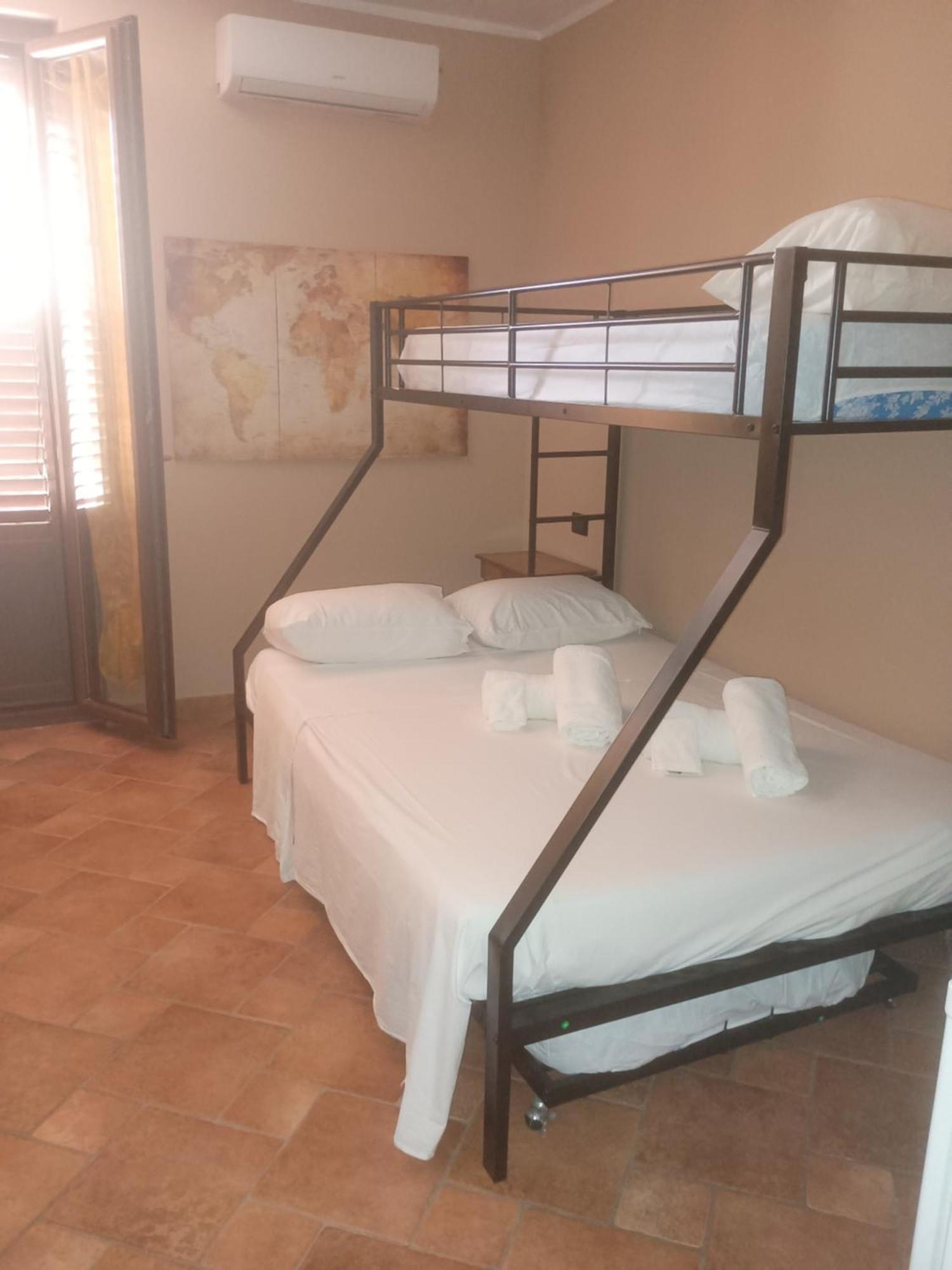 Hotel Casa Alice Isola delle Femmine Zewnętrze zdjęcie